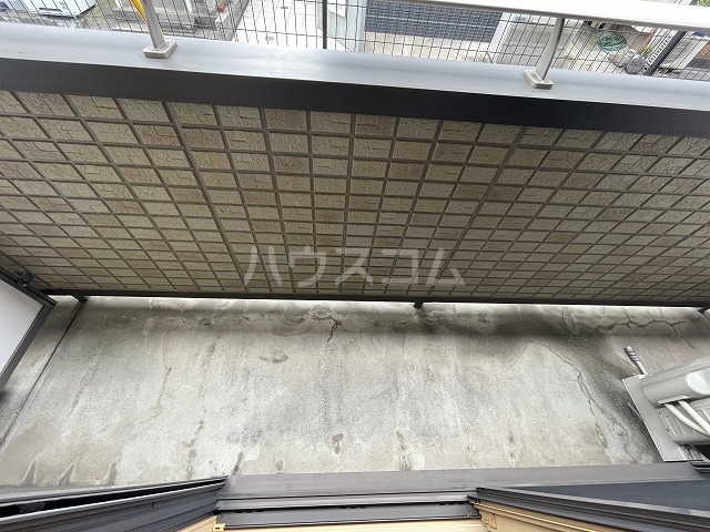 17/30 バルコニー