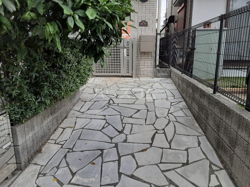 29/30 エントランス