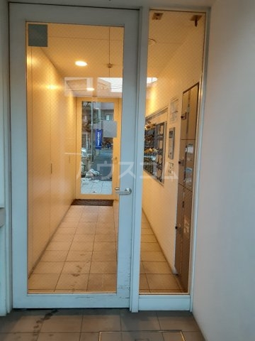 2/11 エントランス