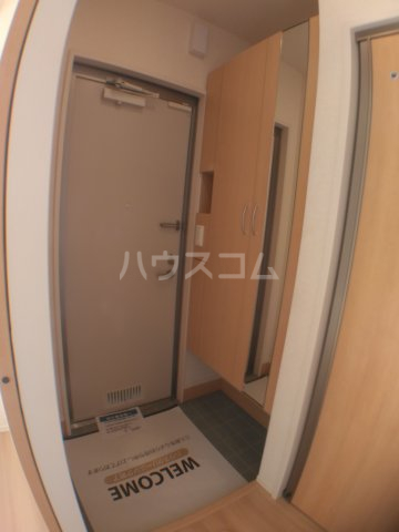 13/30 玄関