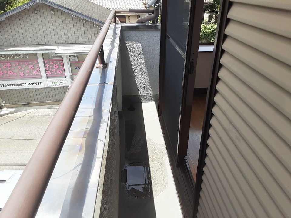 13/23 バルコニー