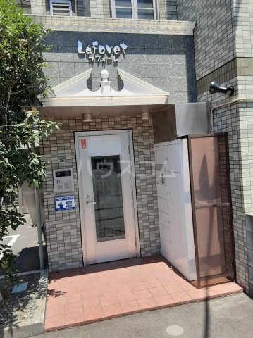 3/5 エントランス