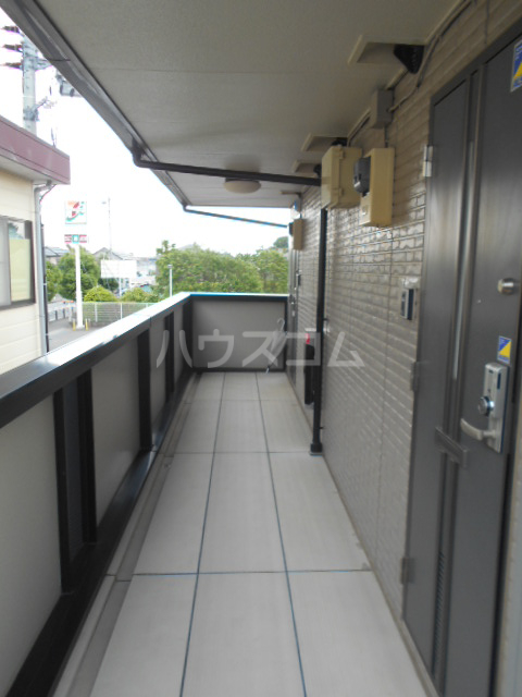 29/30 エントランス