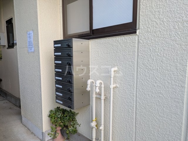 25/30 エントランス