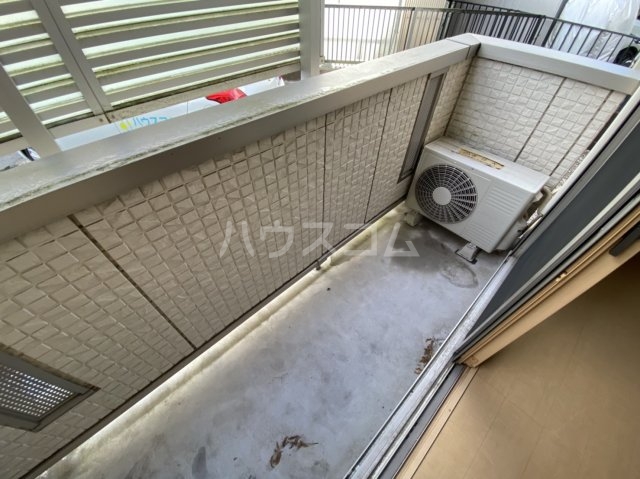 19/30 バルコニー