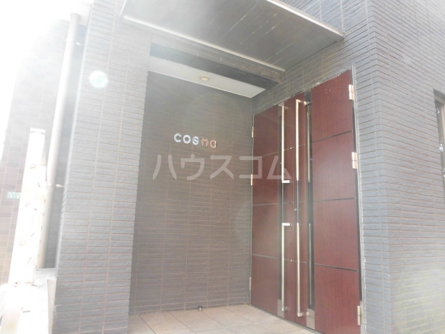 23/30 エントランス