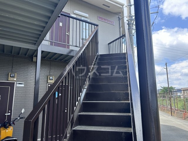 22/30 エントランス