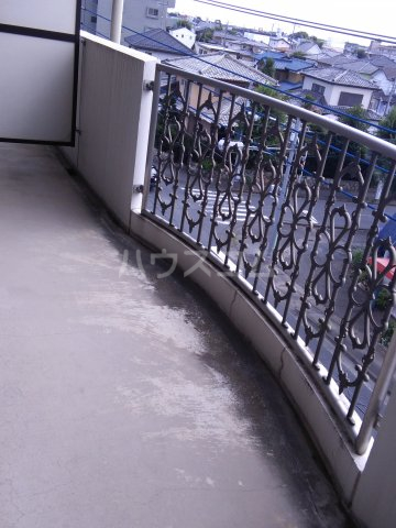 13/30 バルコニー