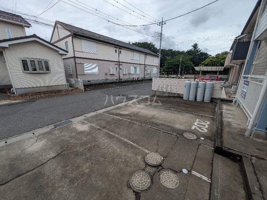 2/10 駐車場