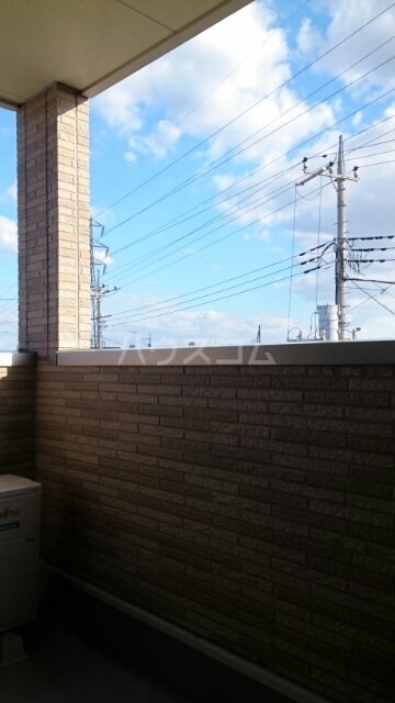 16/27 バルコニー