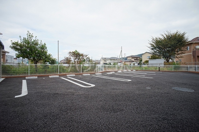 14/20 駐車場