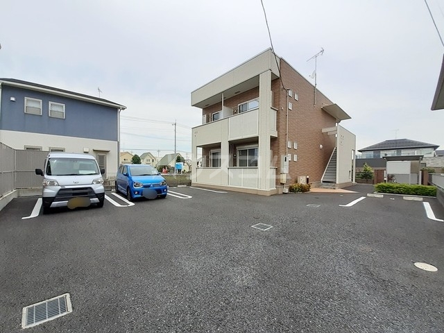 27/30 駐車場