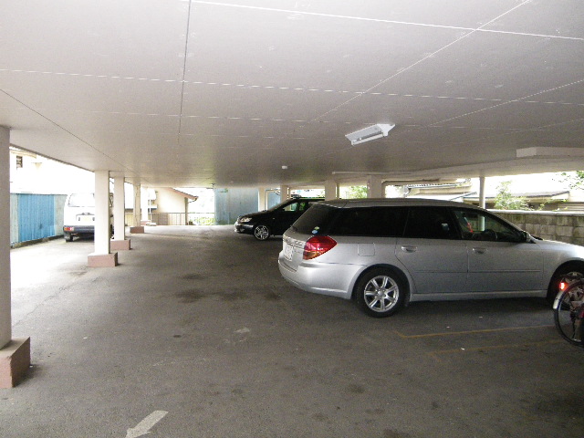 15/23 駐車場