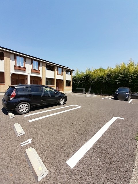 26/30 駐車場