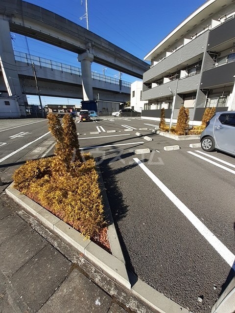 15/27 駐車場