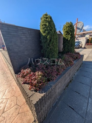 25/30 エントランス