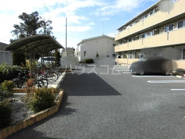 3/13 駐車場