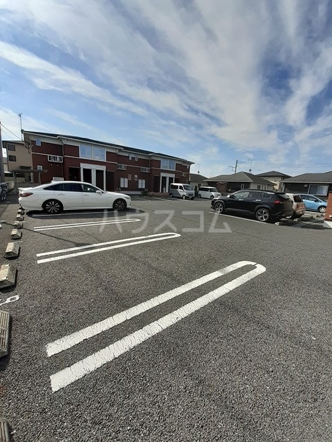 15/27 駐車場
