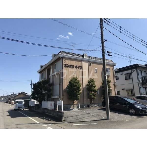 15/18 駐車場