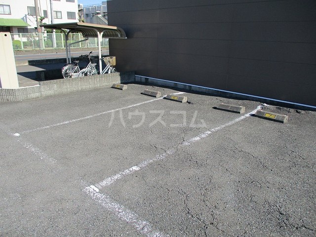 12/13 駐車場