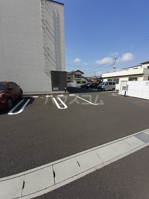 15/21 駐車場