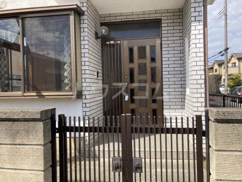 21/25 エントランス