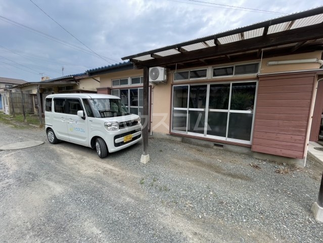 2/4 駐車場