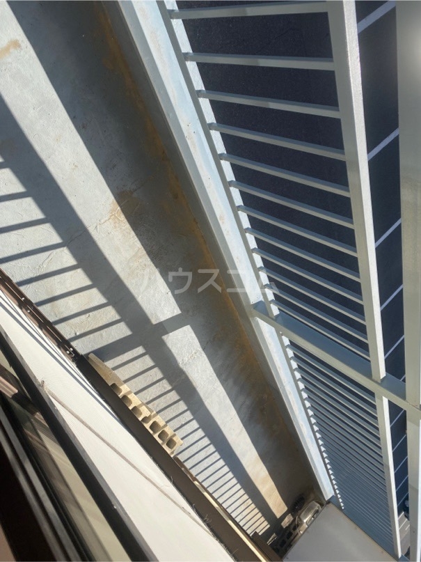 20/28 バルコニー