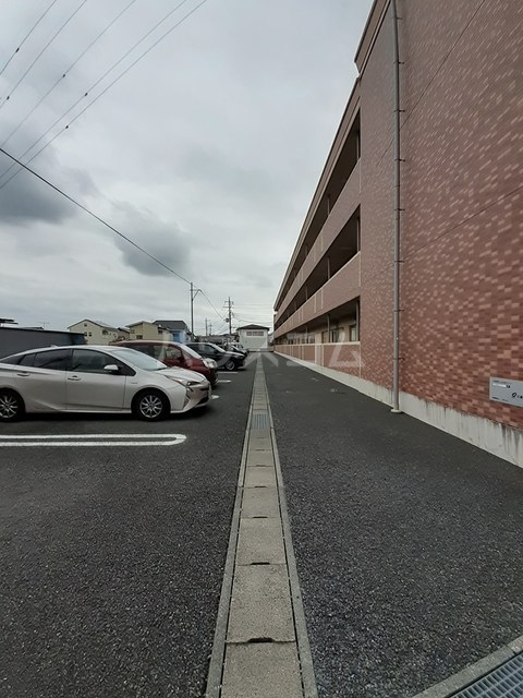 15/27 駐車場