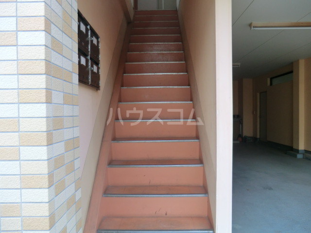 15/25 エントランス