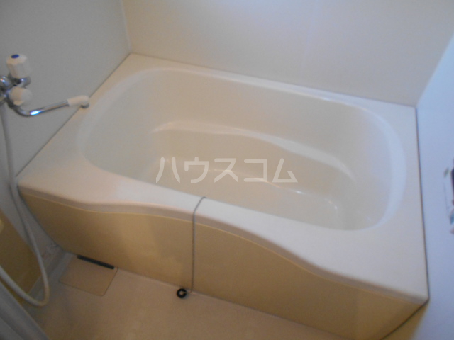 16/30 浴室