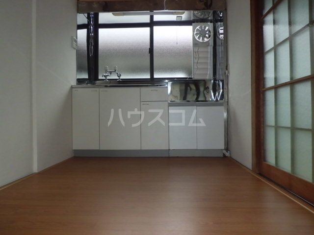 14/15 エントランス