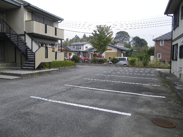16/17 駐車場