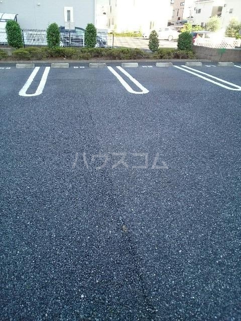 15/27 駐車場