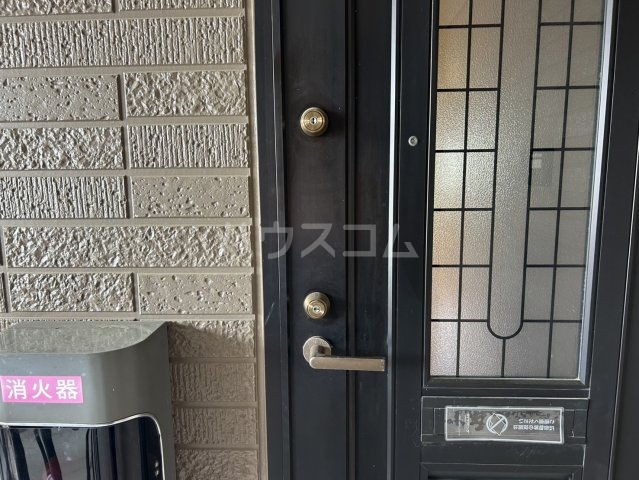 27/30 エントランス