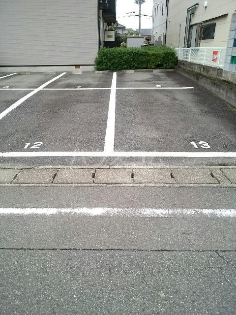 2/14 駐車場