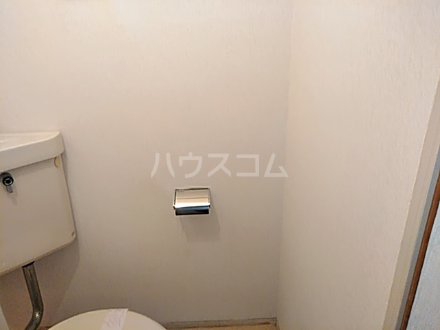 27/30 エントランス