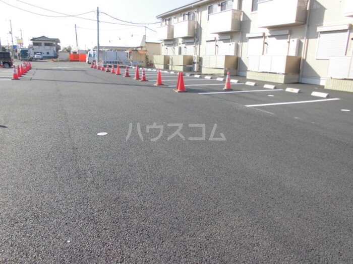 18/22 駐車場