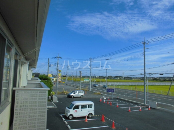 19/22 駐車場