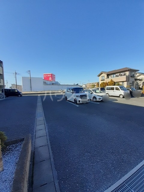 15/27 駐車場
