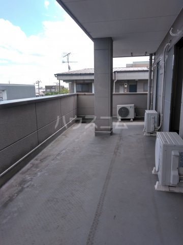 20/30 バルコニー