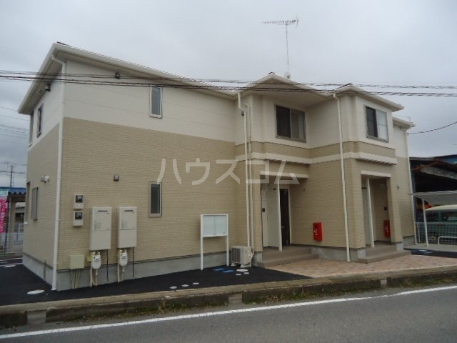 2/8 外観