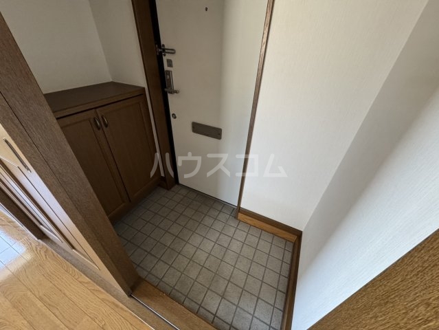 14/30 玄関