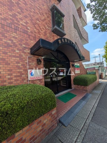22/30 エントランス