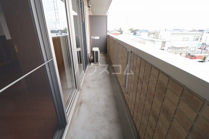 13/30 バルコニー