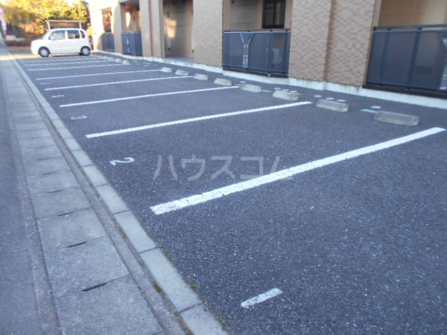 22/29 駐車場