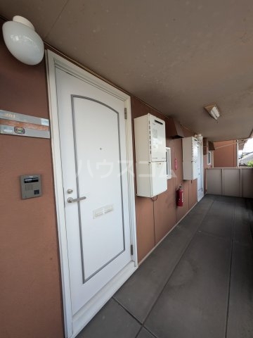 2/8 エントランス