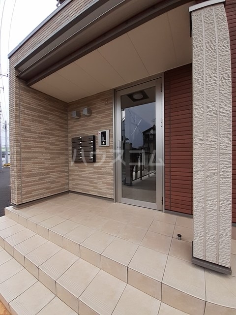 14/27 エントランス