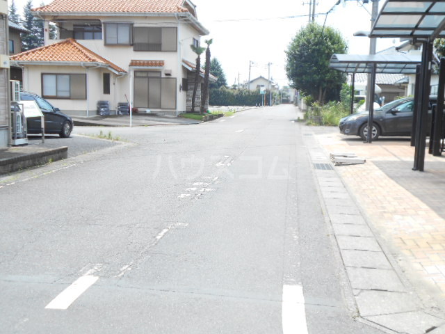 27/30 駐車場