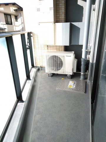 18/23 バルコニー